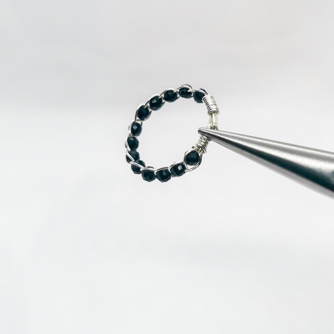 Pierścionek Glam, na drucie, Spinel Pierścionek Glam, na drucie, Spinel
