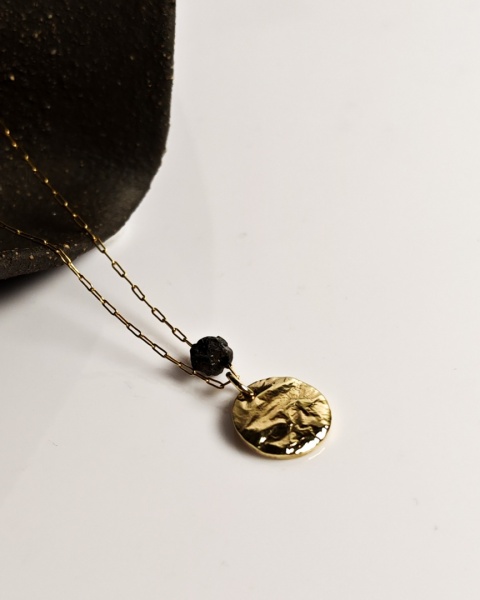 Naszyjnik Glam, mosiądz flamowany i surowy czarny diament