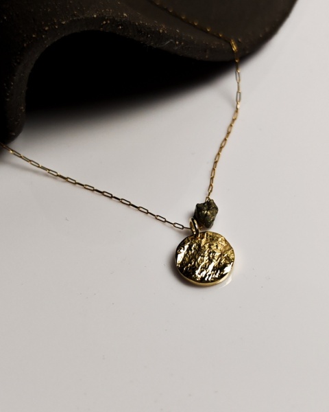 Naszyjnik Glam, mosiądz flamowany i surowy piryt